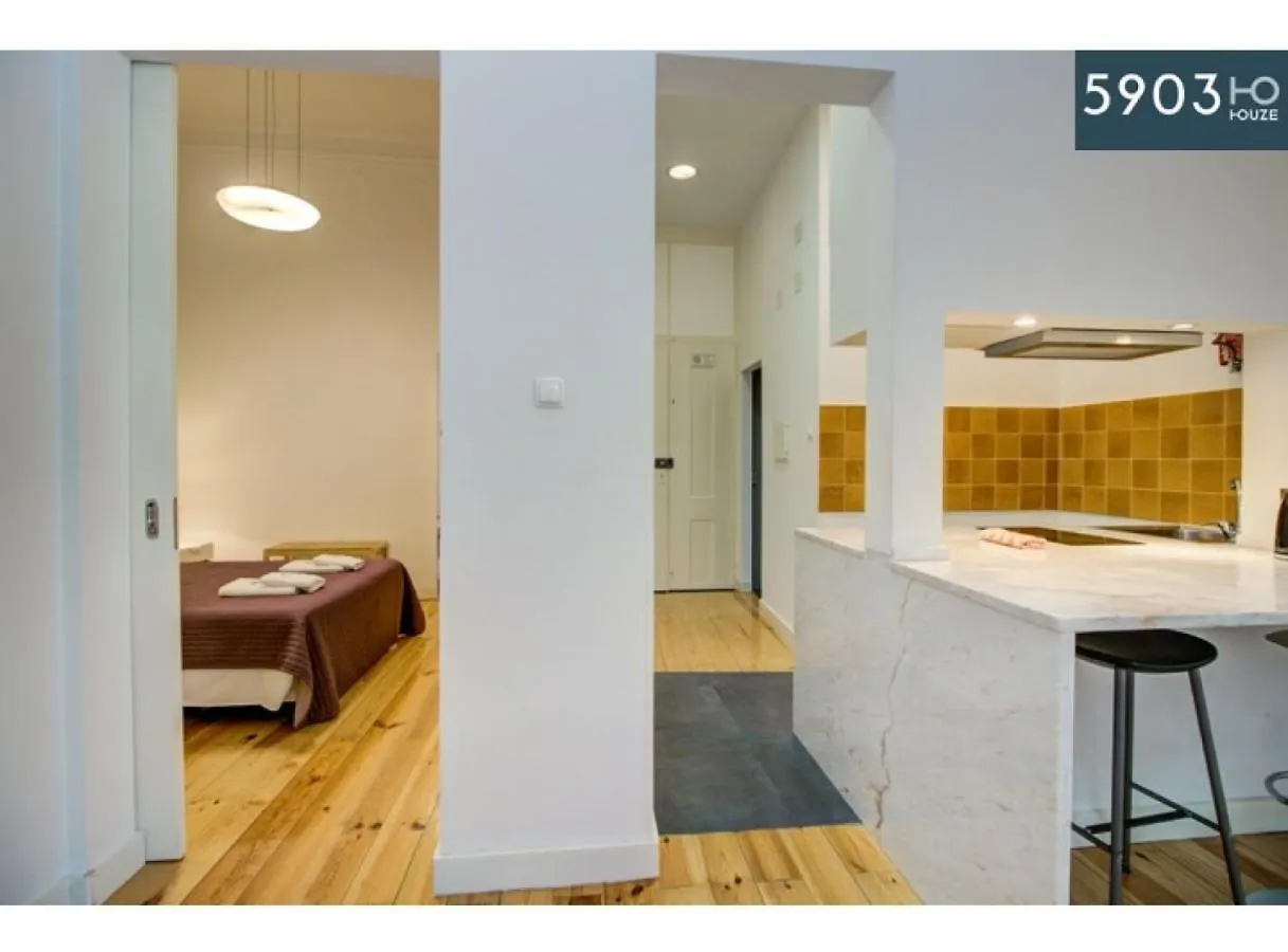 Апартаменты Houze_Studio In Alcantara Near Lx Factory Лиссабон Португалия